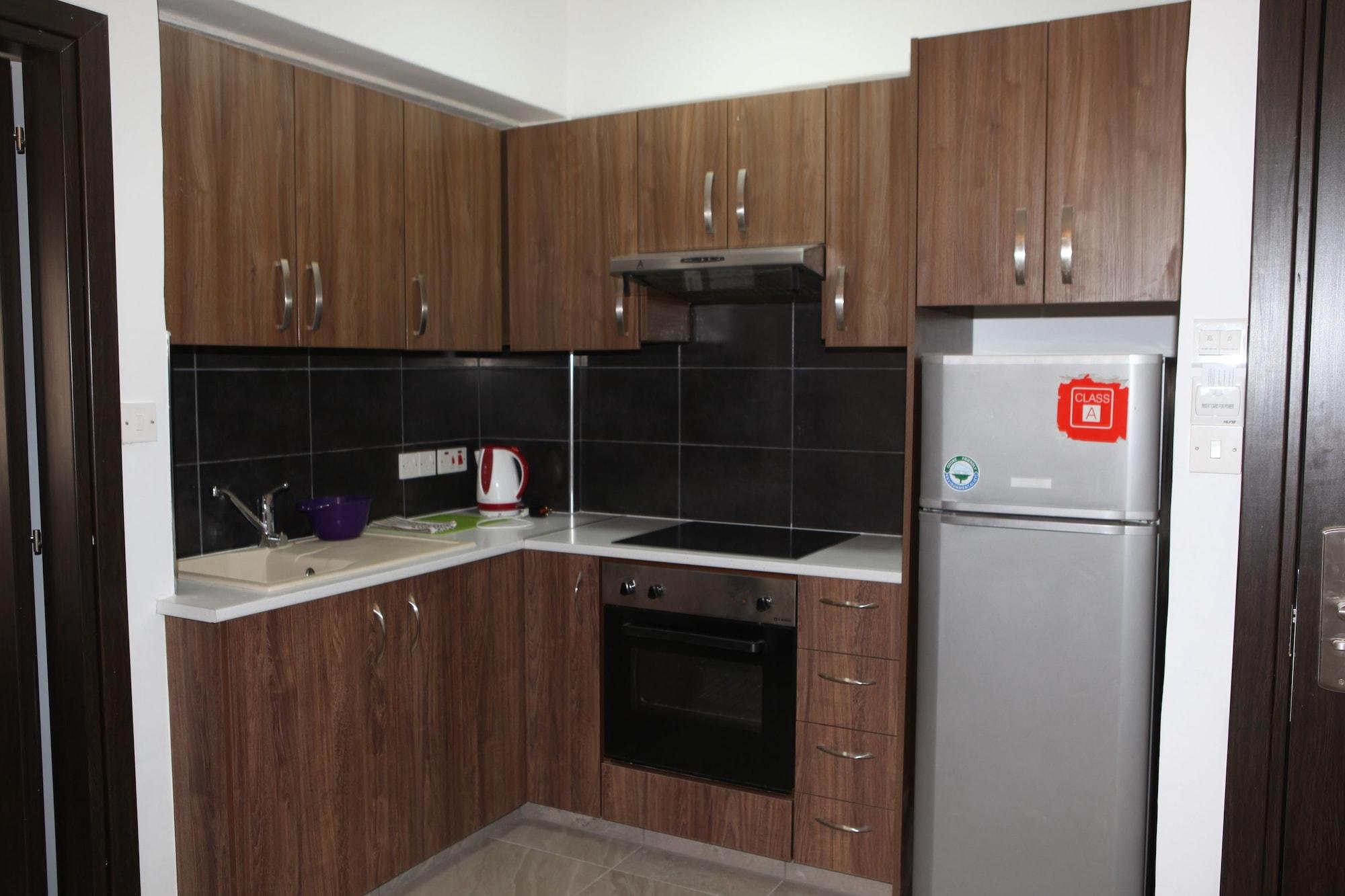 Polyxeni Hotel Apartments Limassol Kültér fotó