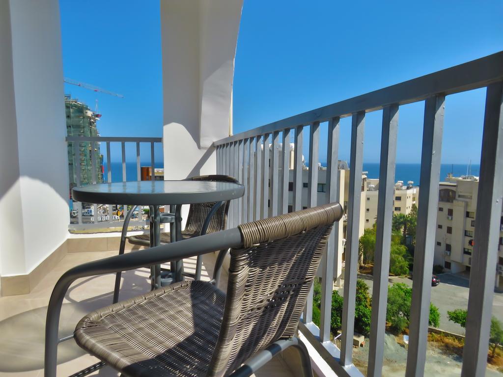 Polyxeni Hotel Apartments Limassol Kültér fotó