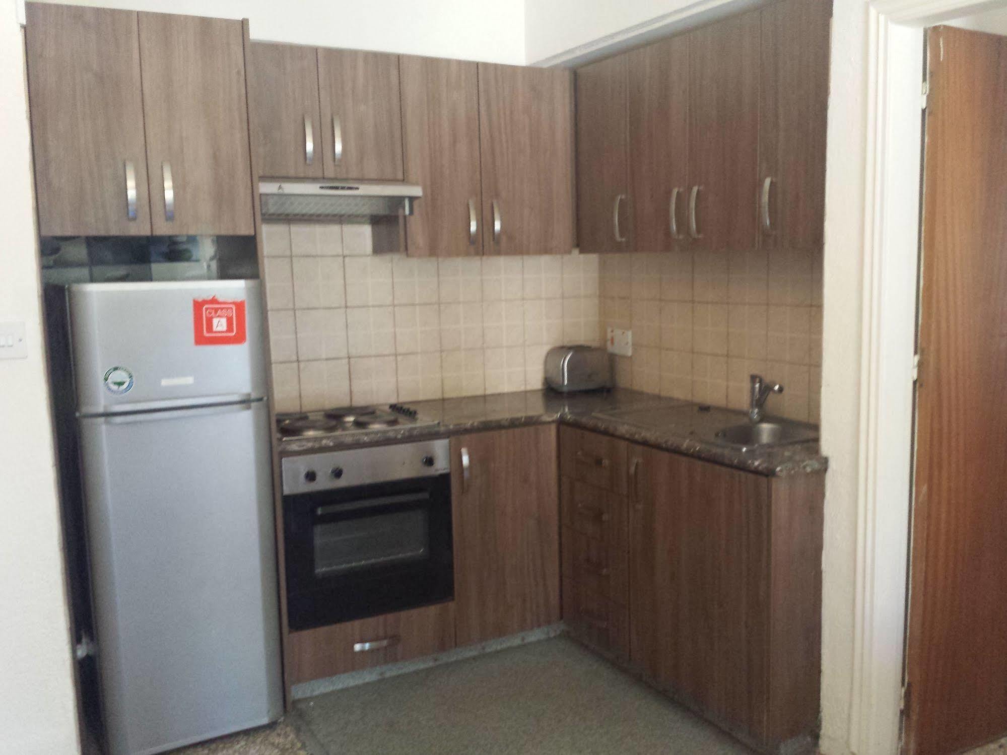 Polyxeni Hotel Apartments Limassol Kültér fotó