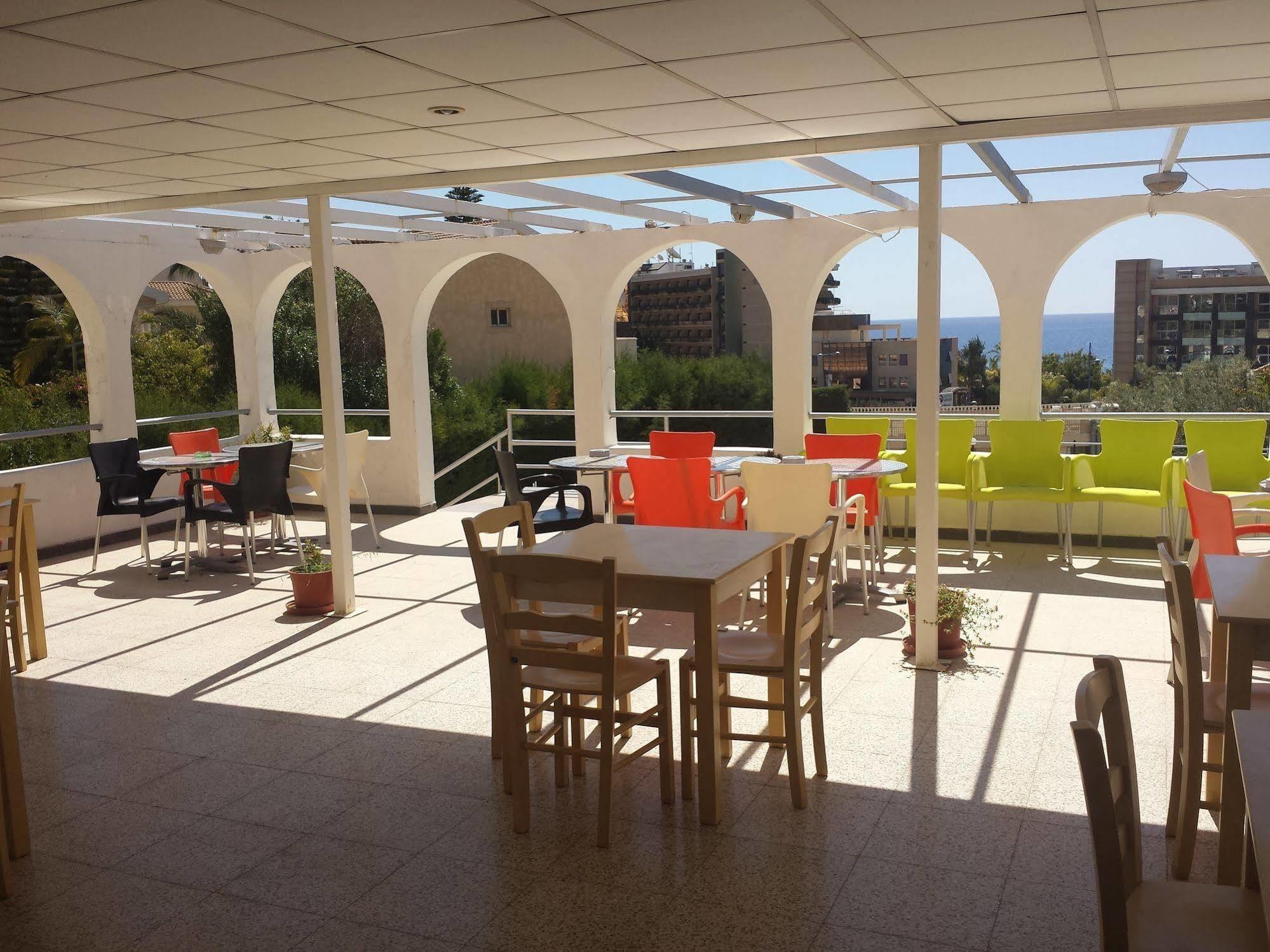 Polyxeni Hotel Apartments Limassol Kültér fotó